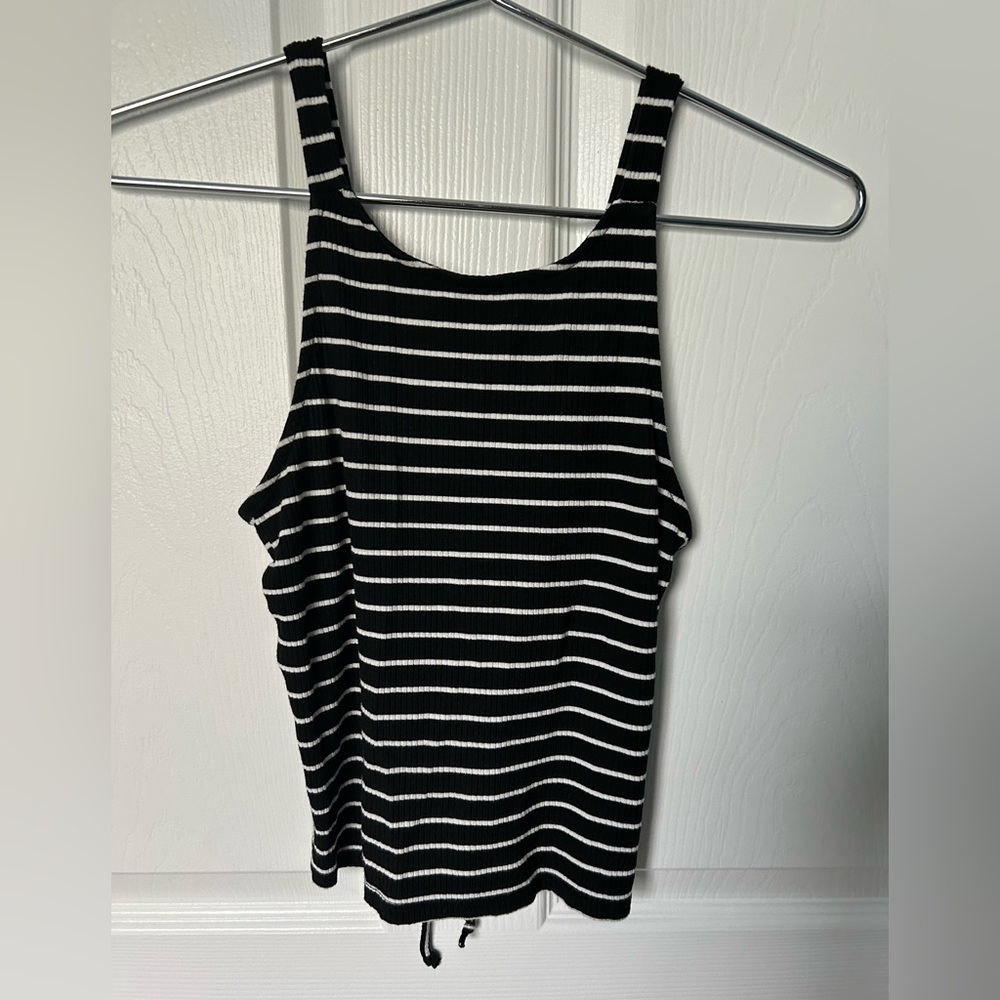 American Eagle Outfitters Black & White Striped Tie In Back Crop Top Size Small